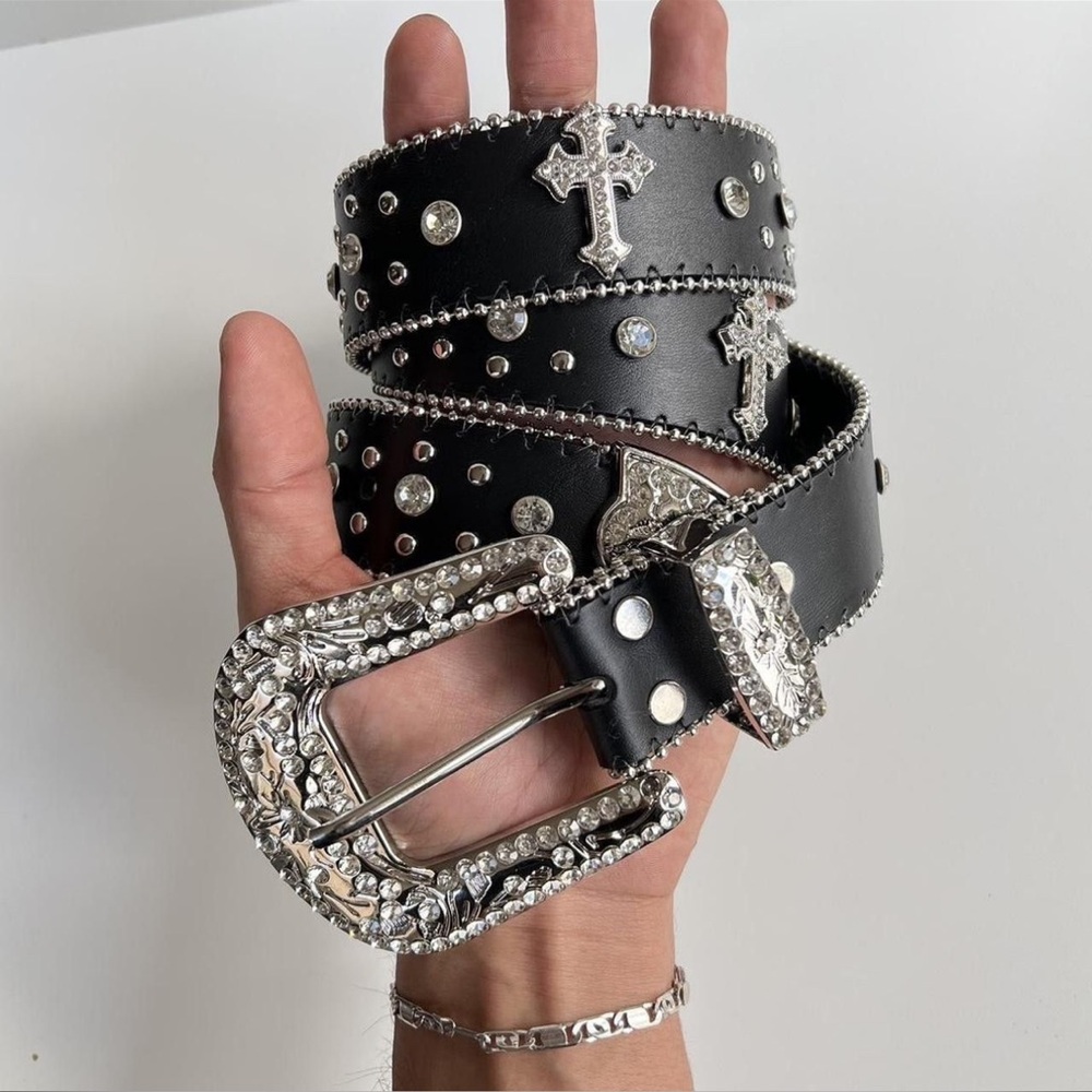 Y2K 2000s vintage silver cross studded goth emo black belt